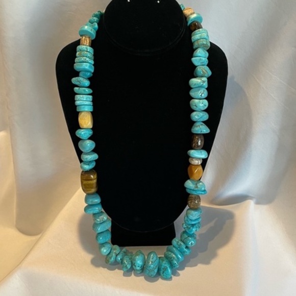 Chunky Boho Turquoise Nuggets Necklace & Bracelet Set - Picture 3 of 5